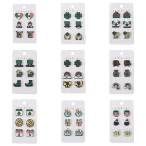 St. Patrick's Tag grüne Kleeblatt Schleife Ohrstecker Set, süßer festlicher Holzschmuck.