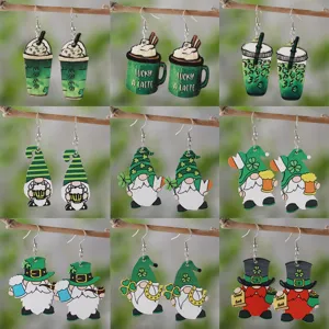 St. Patrick's Day Holz Ohrringe Kleeblatt Gnom Kaffeetasse Druck Doppelseitig Edelstahl Haken Damen Schmuck