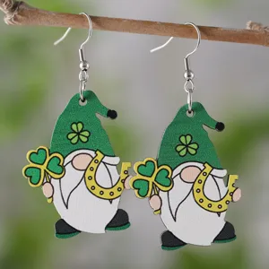 St. Patrick's Tag Holz Wichtel Ohrringe mit Klee und Hufeisen Design für Damen.