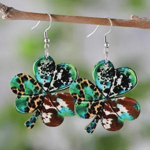 St. Patricks Day Holz Vierblaettrige Kleeblatt Ohrringe doppelseitig gedruckt Damen Schmuck.