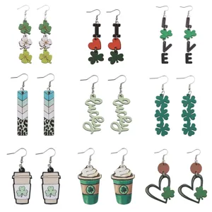 St. Patrick's Tag Holz Kleeblatt Ohrringe süße grüne Blätter Herz Liebe Glück Anhänger Schmuck Damen
