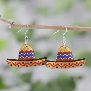 Hölzerne mexikanische Sombrero Ohrringe mit lebendigen Mustern, niedlicher ethnischer Schmuck.