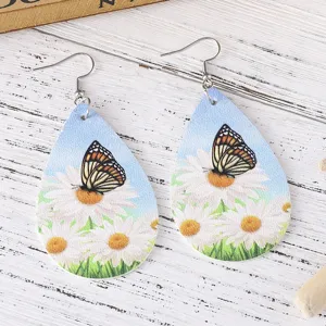 Schicke doppelseitige PU-Leder Tropfenohrringe mit Gänseblümchen und Schmetterling für Sommer.