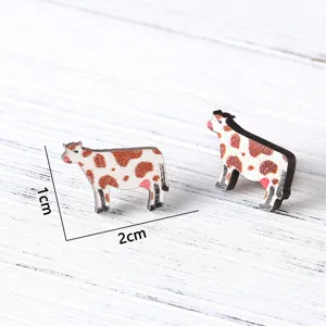 Süße Holz-Kuh-Ohrringe, schöne Tier-Ohrstecker für Damen und Mädchen, leichter Schmuck.
