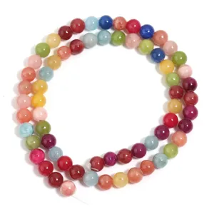 Chaine de perles rondes multicolores en pierres gemmes pour bijoux DIY et artisanat.