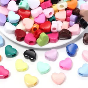 Perline sfuse in acrilico colorato a forma di cuore per bracciali fai da te e accessori