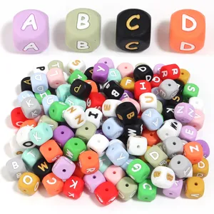 Perles de lettres carrees en silicone colorees alphabet perles pour fabrication de bijoux