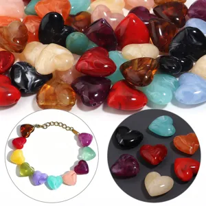 Perline sfuse a forma di cuore in acrilico per braccialetti fai da te e bigiotteria.