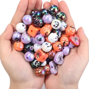 Perline Halloween rivestimento UV zucca ragnatela acrilico per collane e bracciali DIY