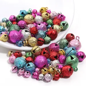 Campanelli metallici colorati, ciondoli a campana fai da te galvanizzati dai colori caramella.