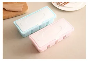Plastic seasoning box 4-grid spice container kitchen storage box with dustproof lid