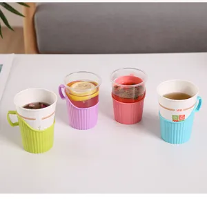 Colorful plastic disposable cup holders, anti-scald thermal insulation design for daily use.