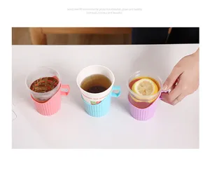 Colorful plastic disposable cup holder sleeve thermal insulation base detail display close up