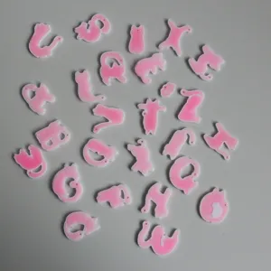 Ciondoli alfabeto gatto in resina rosa accessori per fai da te creazione gioielli