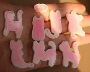 Simpatici ciondoli gatto in resina forme assortite per creazione gioielli fai da te