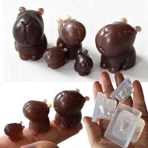 Capybara silicone mold detail view, showing cute animal shapes and transparent resin mold.