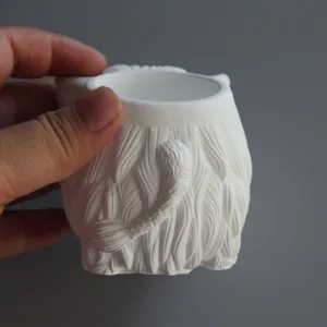 Handmade white highland yak pen holder plaster mold, creative animal concrete candle cup.