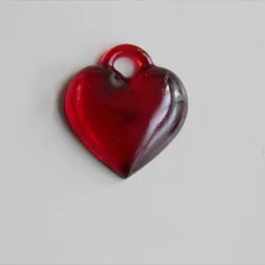 Ciondolo a cuore 3D rosso paffuto per creazione gioielli fai da te, accessorio resina lucido.