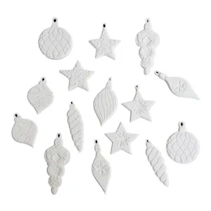 DIY weiße Weihnachtsornament Silikonformen Set für Gips Harz und festliche Hängedekoration.