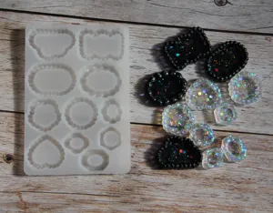 Silikonform für DIY Harz Schale, Retro Perlenrand, Wolke und ovale Form zur Schmuckherstellung.