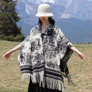Women autumn casual black white pattern fringed shawl cape elegant fashion outerwear
