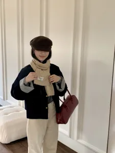 Chunky knit scarf for women winter cozy warm vintage cable pattern soft anti-wind neck warmer