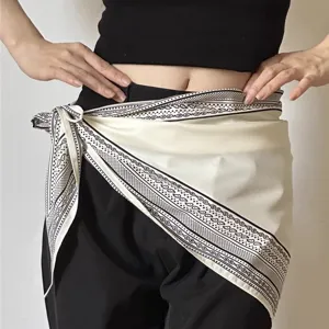 Schwarzes Paisley Muster Dreieckstuch Damen modischer Taillenschal vielseitiges Halstuch