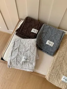 Coarse woolen knitted scarf for women, winter warm retro cable knit minimalist casual neck warmer.