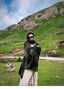 Mujer otoño invierno chal con patrón verde oscuro capa viaje ropa exterior elegante ponch