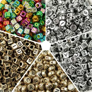 DIY Acryl Alfabet Kralen Gegalvaniseerde Vierkante Platte Ronde Gemengde Kleuren Groot Gat Alfabet Nummer Kralen Voor Sieraden