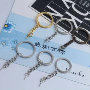 Porte-clés en métal avec chaînes et vis à œil pour bricolage argile et accessoires pendentifs