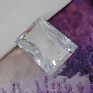 Klare Acryl Flachrücken Strasssteine rechteckig gebogen DIY Schmuck Zubehör Detailaufnahme