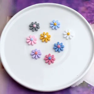 Resin Daisy Flower Cabochon Flatback Ornaments For DIY Craft Hair Clip Earrings Mobile Phone Case Decoration Making Materials