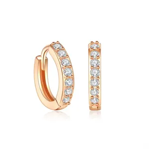 Kleine roségouden oorbellen creolen met zirkonia stenen, elegante sieraden voor dagelijks gebruik