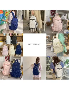 Japanse rugzak met grote capaciteit en geplooid design voor studenten en scholieren.