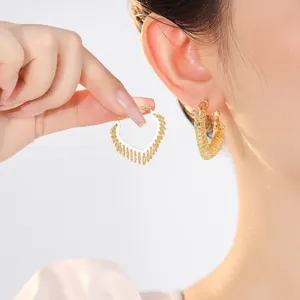 Vergulde onregelmatige holle hoepel oorbellen voor vrouwen trendy mode sieraden elegante accessoires