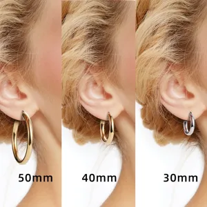 Klassieke vergulde créolen in 50mm, 40mm, 30mm maten voor dagelijkse mode van vrouwen.