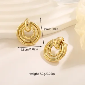 Goudkleurige gelaagde geometrische oorbellen voor dames, minimalistische dagelijkse sieraden.