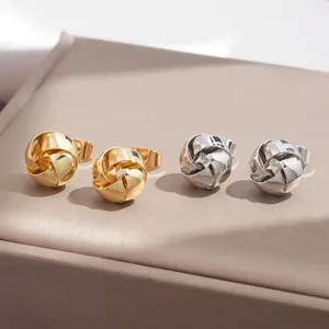Pendientes geométricos de espiral de metal exquisitos, detalles elegantes y chic.