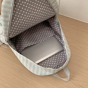 Japans minimalistische gestreepte rugzak met grote capaciteit en schattige stippenvoering.