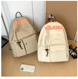 Großer lässiger Segeltuch-Rucksack für Reisen und Alltag, praktischer Unisex Outdoor-Rucksack.