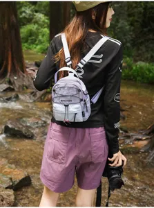 Mochila pequeña ligera de nailon con cordón bolso bandolera informal para viajes al aire libre chic.