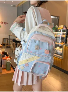 Schattige ins-stijl studentenrugzak met grote capaciteit, pastelblauw en roze design, voor school.