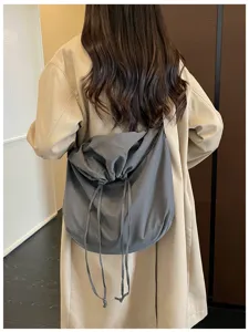 Sac bandoulière souple gris à cordon grand format sac besace fourre-tout tendance chic