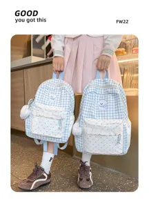 Zoete blauw-witte geruite rugzak met schattige puppy borduursel voor schoolmeisjes.
