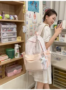 Japanse stijl roze ruitjes rugzak voor meisjes, lichtgewicht grote capaciteit voor dagelijks gebruik.