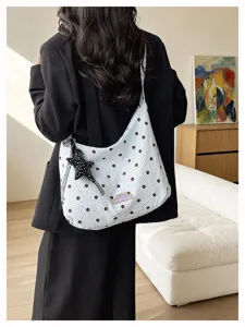 Geplooide gestipte wolken crossbody tas met sterhanger, casual modieuze schoudertas voor dames.
