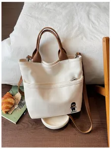 Sac cabas en toile épaisse style coréen avec anses marron, poche avant, sac bandoulière.