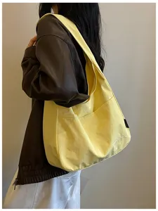 Minimalistische einfarbige Canvas Schulter-Totetasche für Pendeln, Alltag und Studenten.