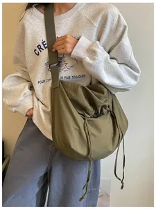 Sac bandoulière cordon de niche, grande capacité pliable sac porté épaule unie et élégant.